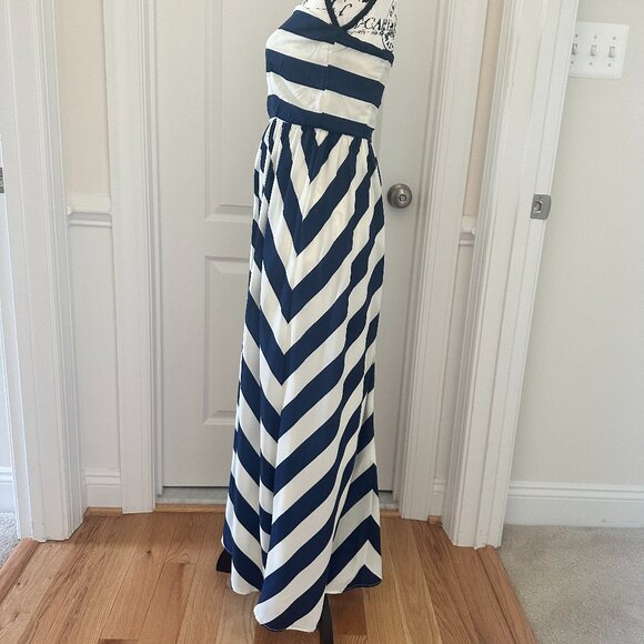 Lulu's Navy and White Strapless Dress - Picture 2 of 7